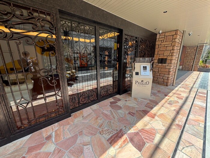 エントランス部分 プレジオ永和EURO