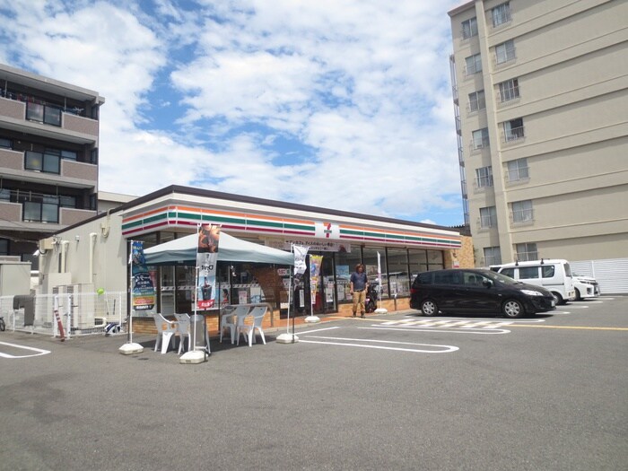 セブンイレブン南武庫之荘4丁目店(コンビニ)まで408m サンライズ南武庫之荘