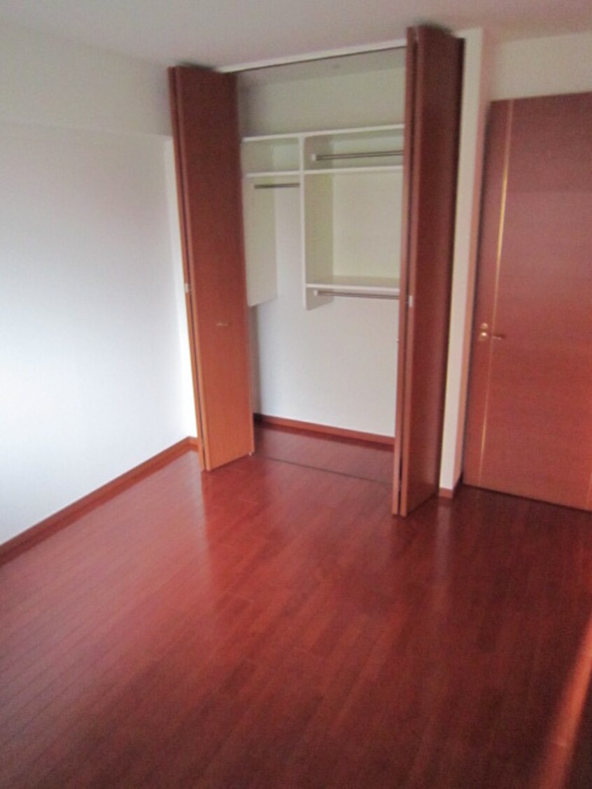 収納 ローレルコート北緑丘(506)