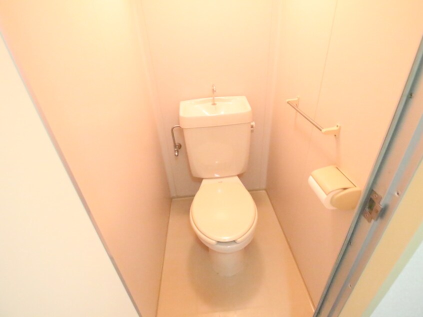 トイレ エルベ２７
