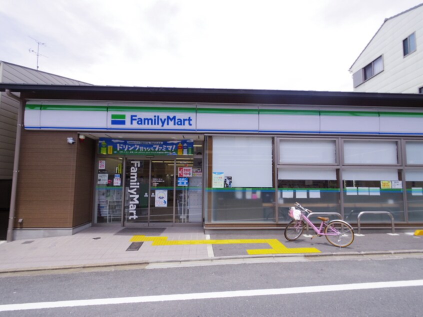 ファミリーマート(コンビニ)まで350m サンクレスト伏見