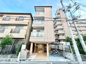 カサ　デ　コモド