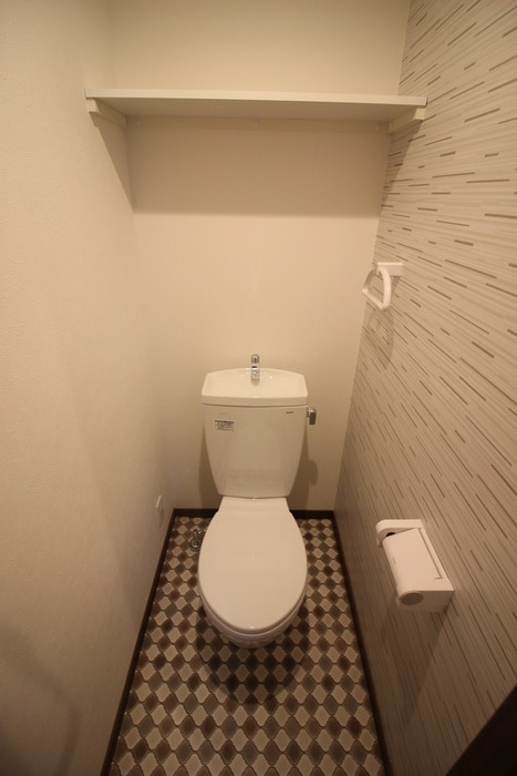 トイレ ウインズコート江坂東