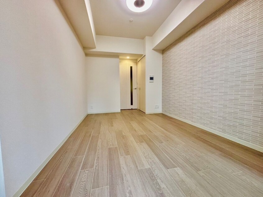 居室 ﾌﾟﾚｻﾝｽ大国町ﾗｳﾞｪﾆｰﾙ（605）