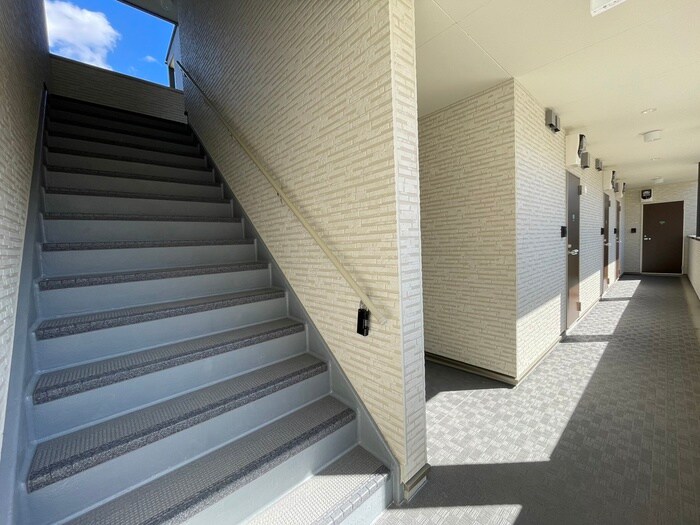 エントランス部分 ジーメゾン京田辺大住