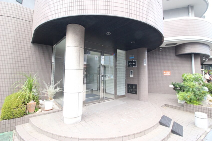 エントランス部分 ルシーダ