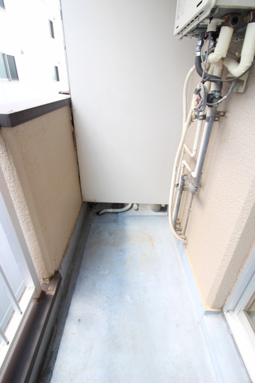洗濯機置場 第１サンハイツ