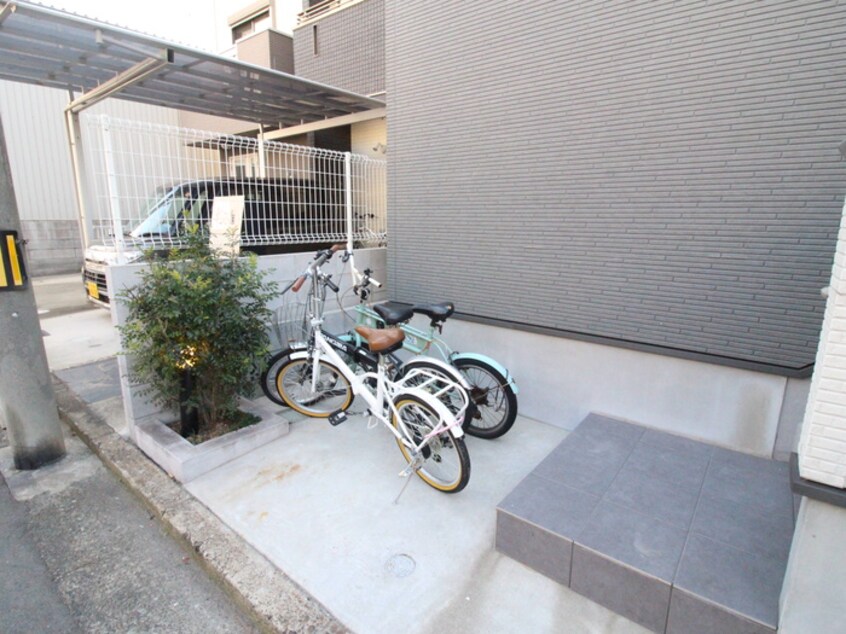 駐輪場 ユニコカーサ