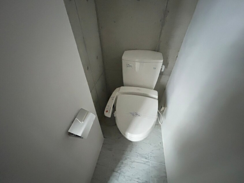 トイレ ドミール甲子園５