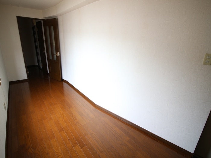 居室 カ－ムヒル箕面