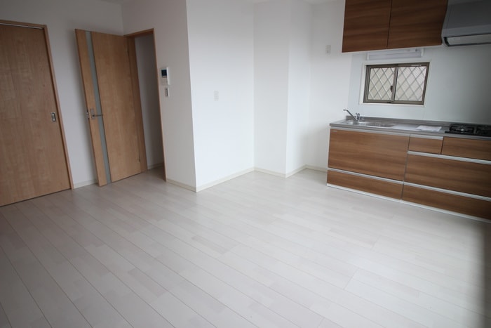 居室 グランクレスト岡本