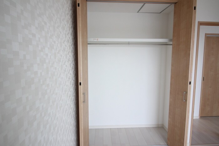 収納 グランクレスト岡本