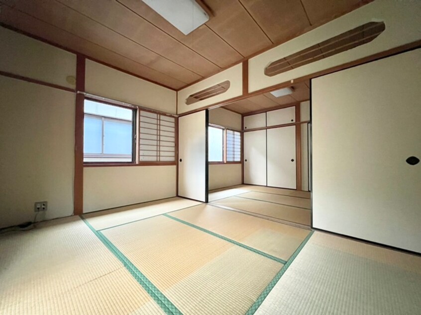 居室 岡貸家