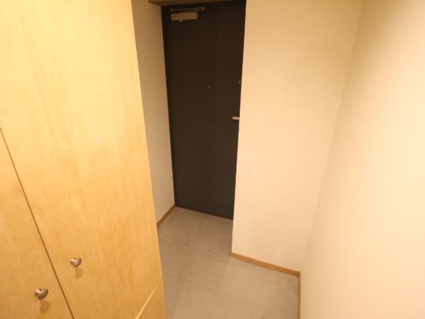 玄関 BRICK今出川