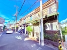 招提平野町テラスの外観