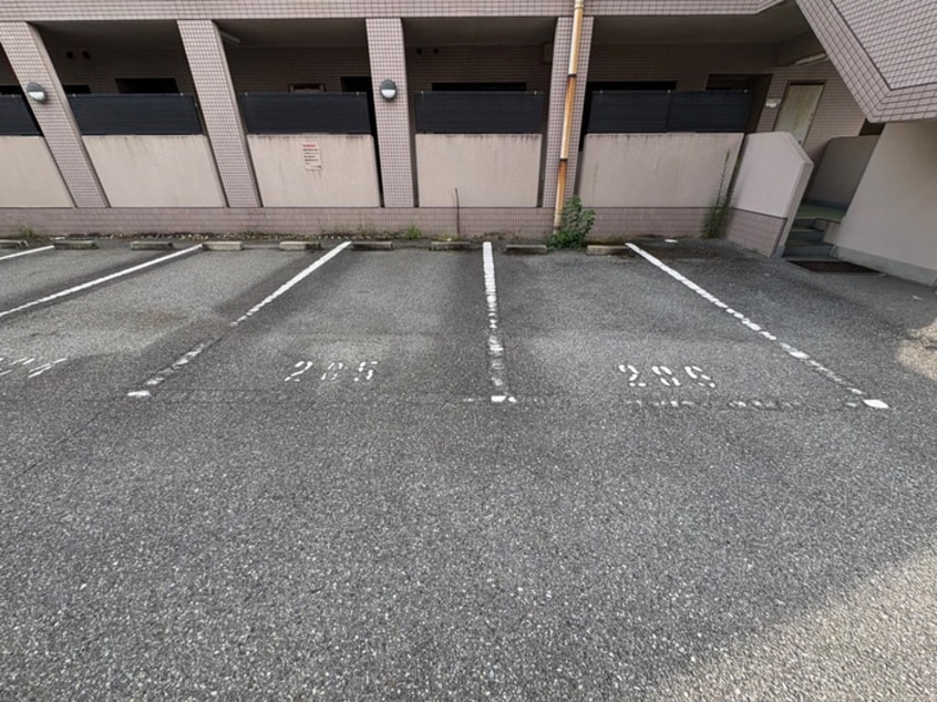 駐車場 フォ－ラム城が岡弐番館