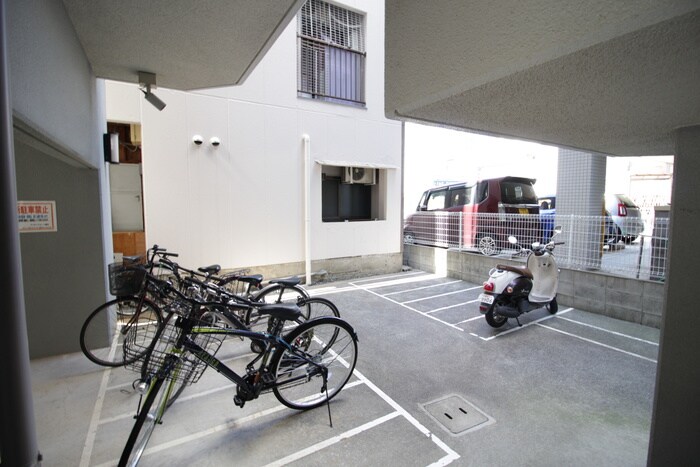 駐輪場 マイディアコ－ト