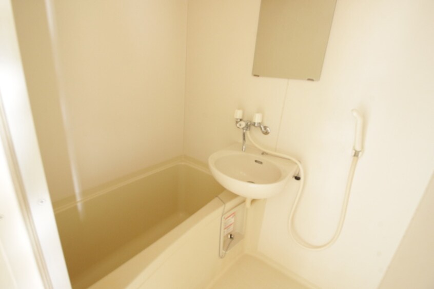 バス／シャワールーム等 ルームヤブモト