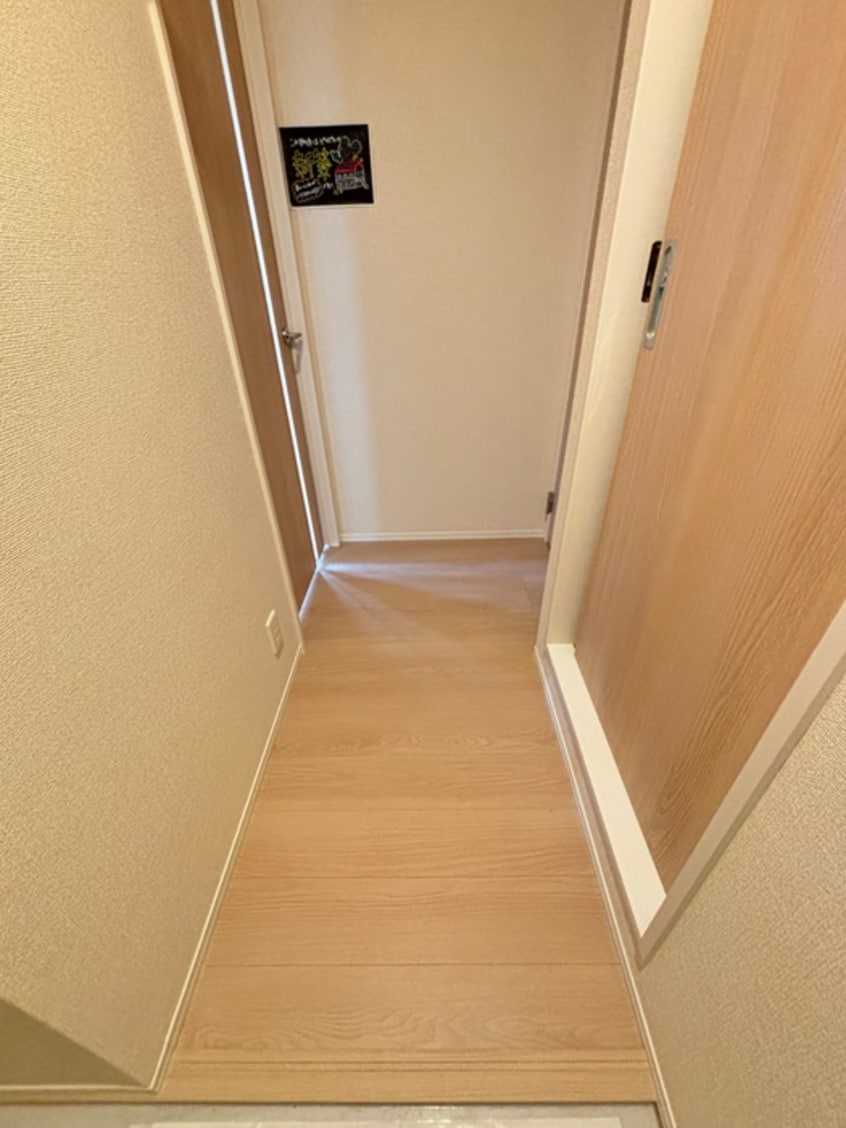 廊下 嵯峨フローリッシュ