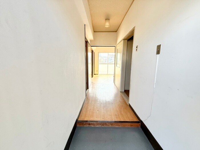 廊下 清栄マンション