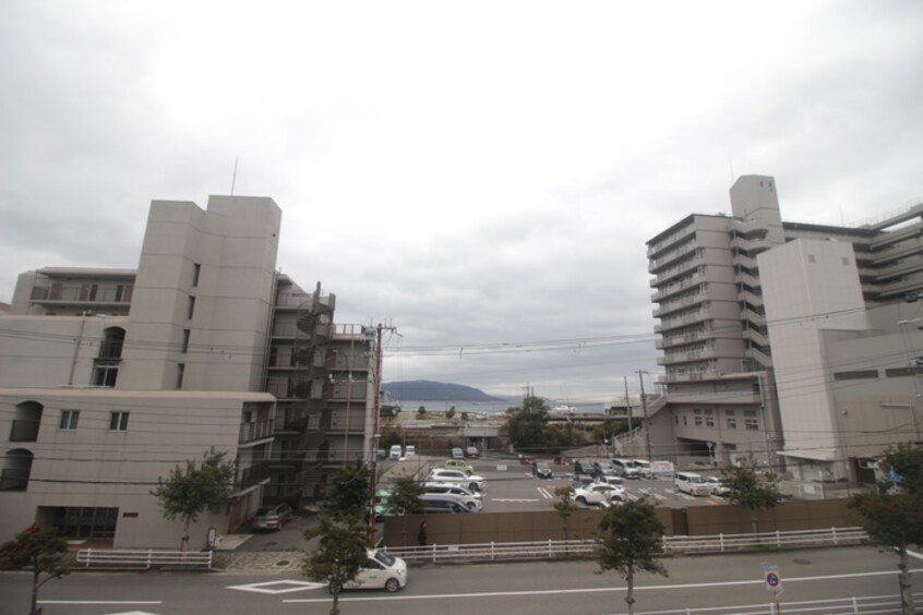 室内からの展望 リアン朝霧