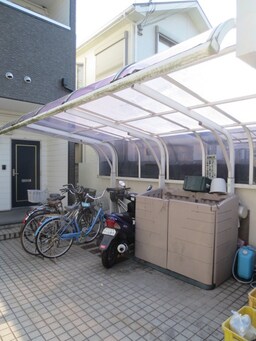 バイク置き場
