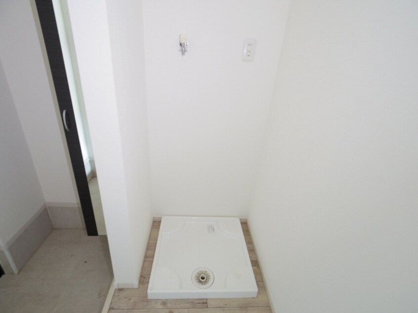 洗濯機置場 エムズアロッジオ