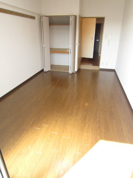 居室 ヴィヴァ－チェ四条大宮