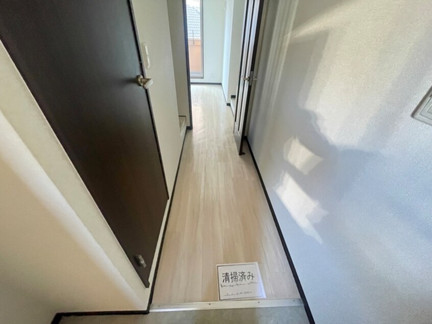 玄関 ハウスアイ杭全