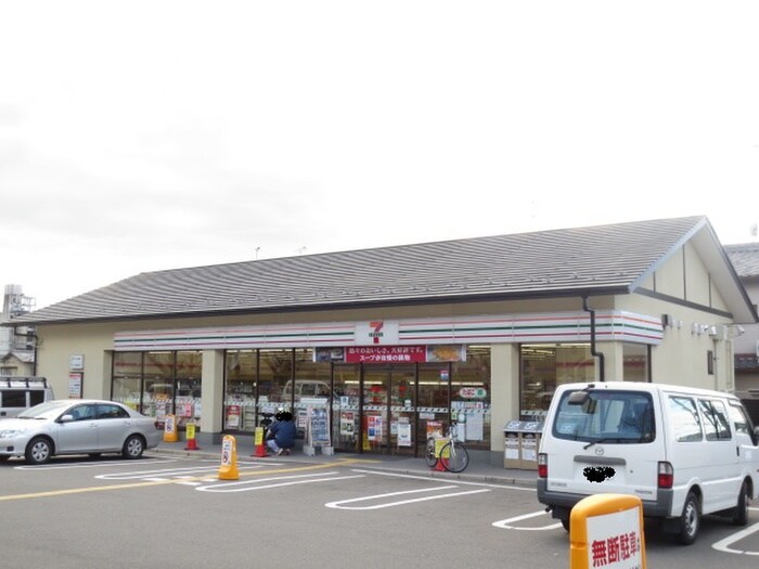 セブンイレブン京都白川北大路店(コンビニ)まで170m ＬＵＣＩＡＺ一乗寺
