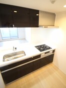 キッチン エフ レジデンス