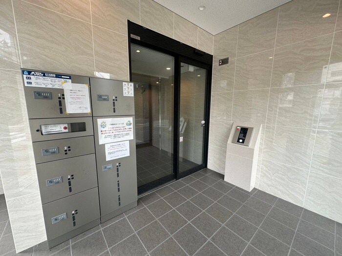 エントランス部分 エフ レジデンス