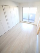 居室 エフ レジデンス