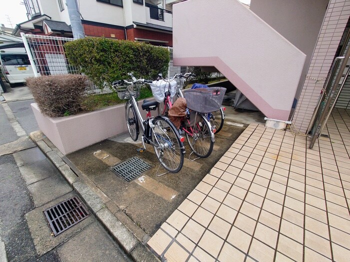 駐輪場 フェニックス三田