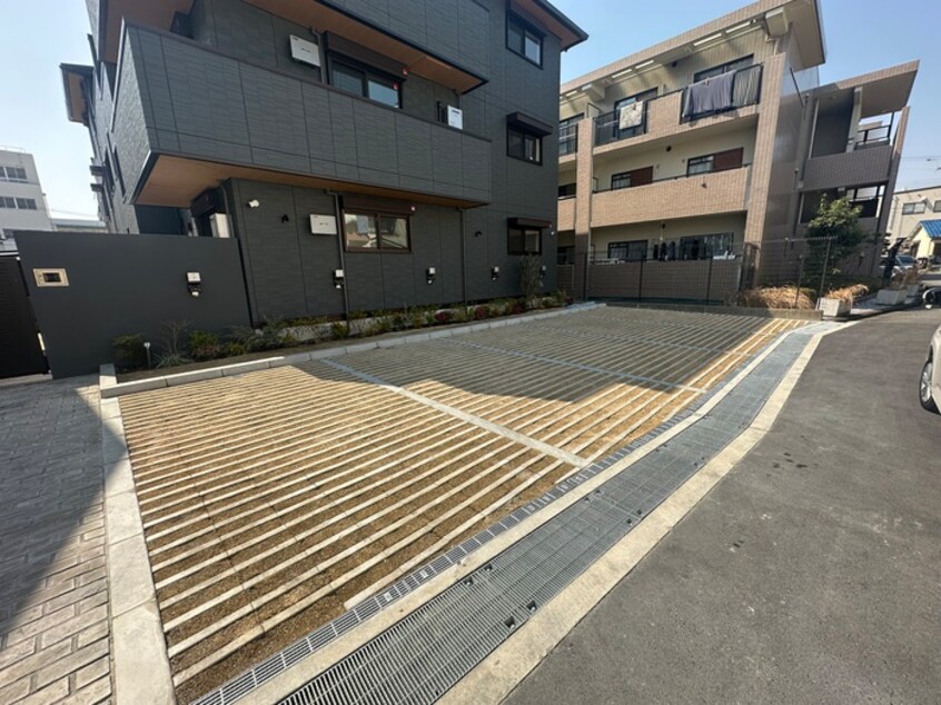 駐車場 サンテリア水尾