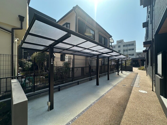 駐輪場 サンテリア水尾