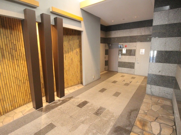 エントランス部分 フロンティアタワー九条Ⅰ