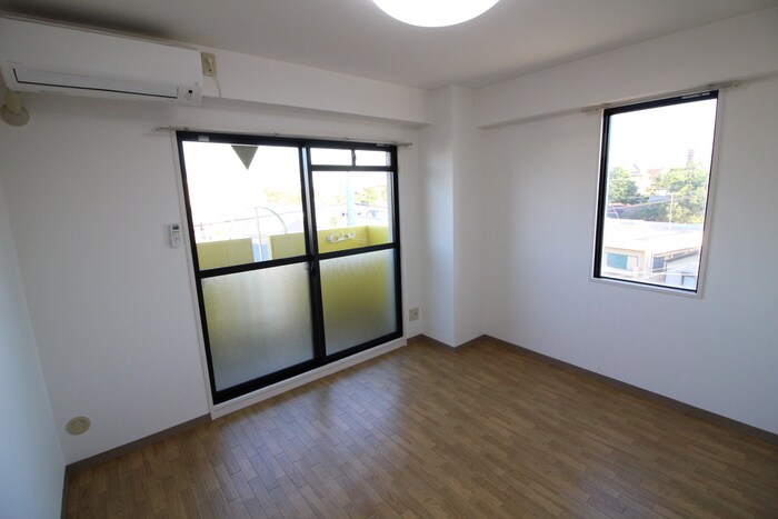 居室 エレガント甲子園