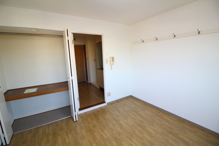 居室 エレガント甲子園