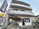 ﾌｨｰﾙﾄﾞｽﾙｰ司ﾏﾝｼｮﾝの外観
