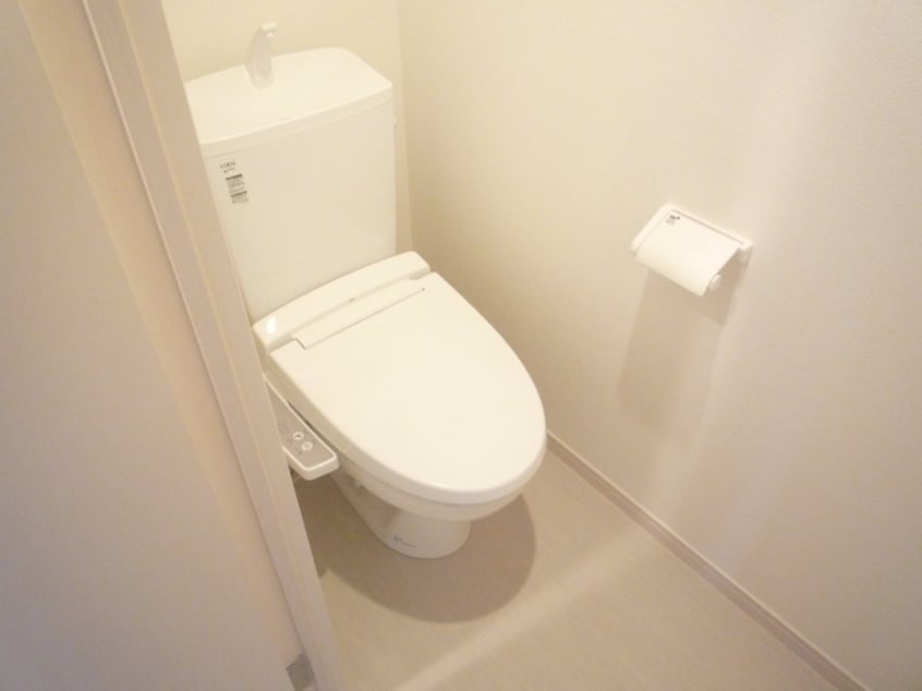 トイレ リブリ・岸辺ＯＳＡＫＡ