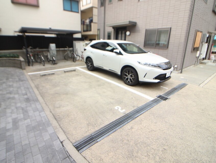 駐車場 プレジオ中尾