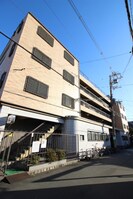 マンション淀の外観