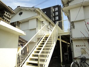 森本ハイツ北棟