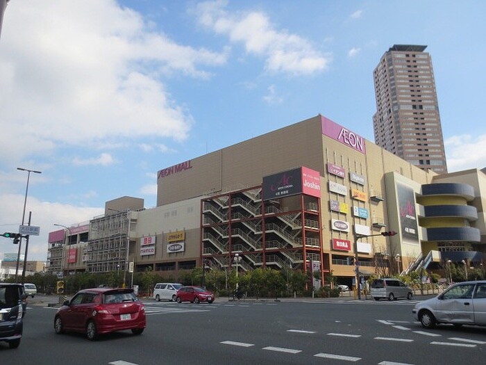 イオンモール大日店(電気量販店/ホームセンター)まで720m セントポーリア