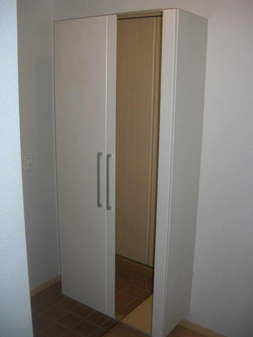 靴箱 シェ　モア　Ⅰ