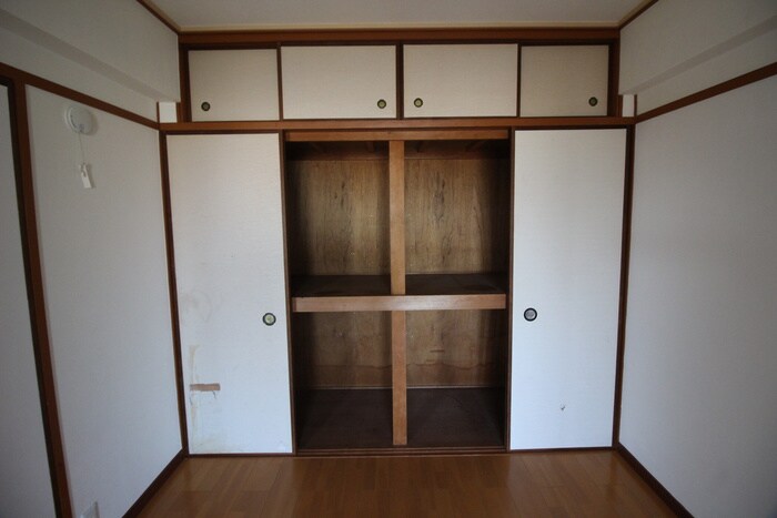 収納 ハイツアザレア