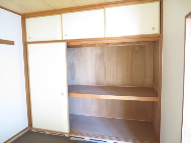 収納 ワカイシビック第２ハイツ