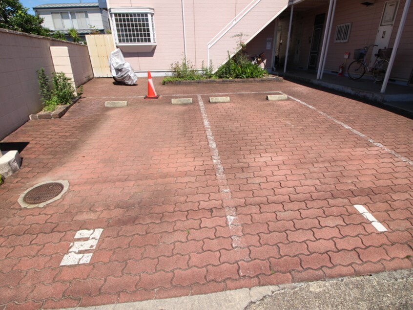 駐車場 ハピネス桂