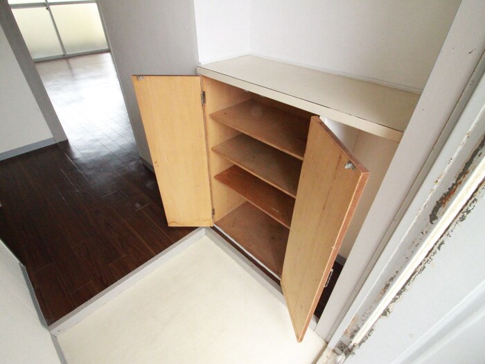靴箱 マンション桂風